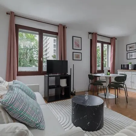 Διαμέρισμα Spacious 4pax - Paris Κουρμπεβουά
