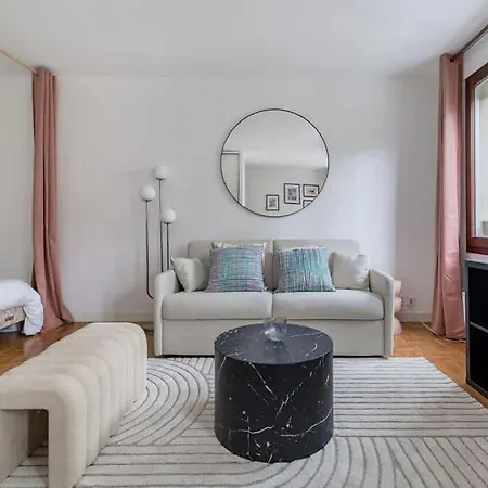 Spacious 4pax - Paris Κουρμπεβουά